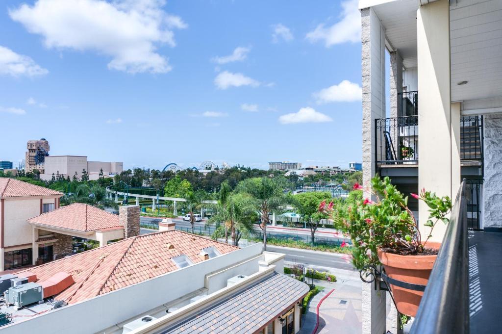Carousel Inn And Suites Άναχαϊμ Εξωτερικό φωτογραφία